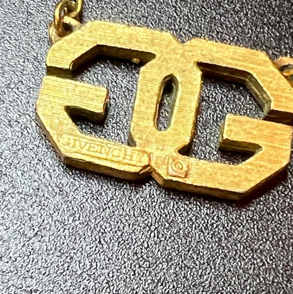 GIVENCHY Double G Logo Vintage Choker Necklace - Picture 5 of 9